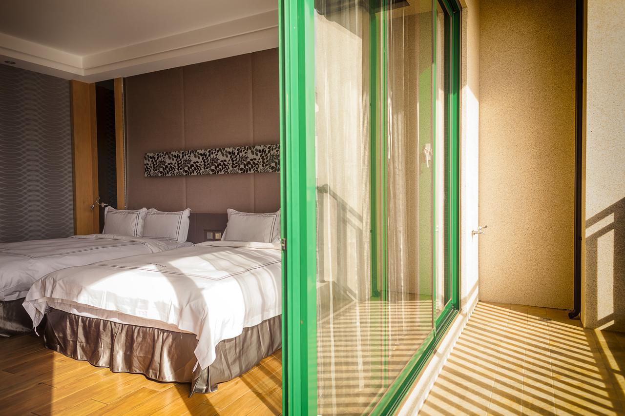 Yunlin Commerce Ryokan Tuku Esterno foto